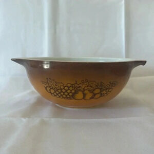 Vintage Pyrex OLD ORCHARD 443 2.5 Qt Cinderella Mixing Bowl Serving Bowl